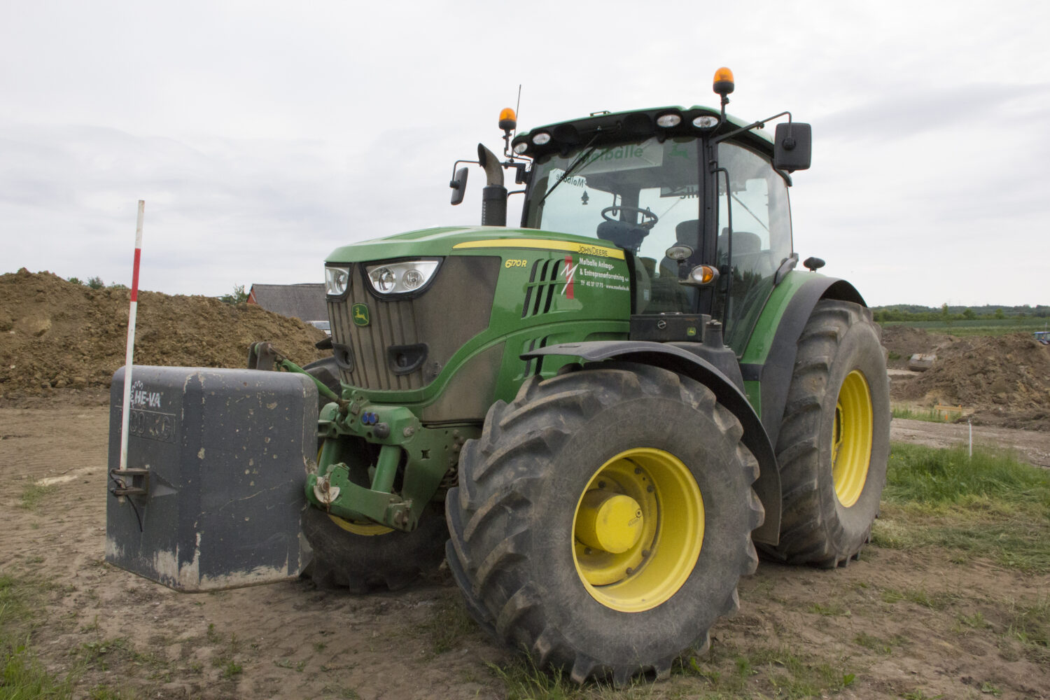 John Deere 6170R med 16 T Baarstrup vogn